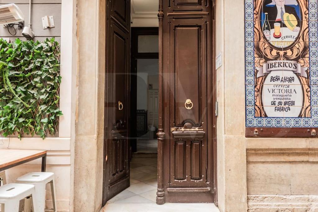Apartment With Cathedral View & Terrace By Rems مالقة المظهر الخارجي الصورة