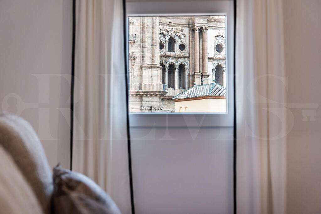 Apartment With Cathedral View & Terrace By Rems مالقة المظهر الخارجي الصورة